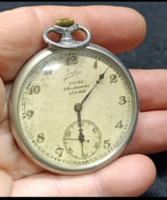 Junghans alpakka tokos, nyitott,fém számlapos szolnoki Kozma órás jelzésével férfi zsebóra1920