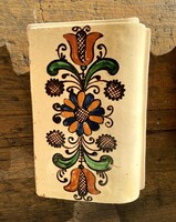 Régi virágmintás mázas kályhacsempe kályha csempe