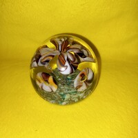 Muránói üveg levélnehezék, ablakdísz, díszüveg.