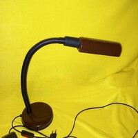 "Veneta Lumi ". Olasz, dönthető, fém asztali lámpa, műhely lámpa.