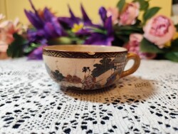 Eladó gyönyörű antik fajansz gesas csésze japán Satsuma