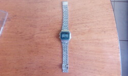 Retro wr quartz watch