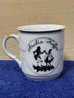 Árnyképes porcelán bögre