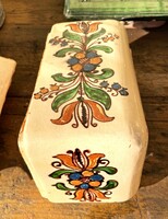 Régi virágmintás mázas kályhacsempe kályha csempe