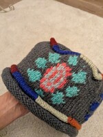 Női kézzel kötött, bélelt téli sapka