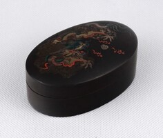 1X711 Régi keleti, sárkány mintás, ovális lakkdoboz