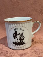 Árnyképes porcelán bögre