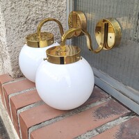 Art deco réz falikar pár felújítva - tejüveg gömb búra