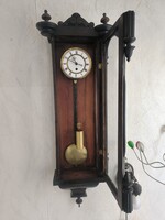 Antik 1 súlyos óra, Fali Óra kisebb méretű különleges Biedermeier neobarokk óra