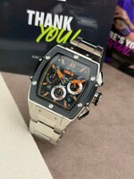 URBN22 - PHANTOM ORANGE - Chronograph Date