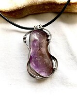 Nagy ametiszt  medál egyedi darab
