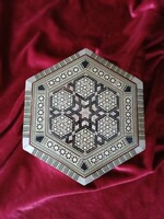 Vintage kagylóberakásos ékszertartó doboz