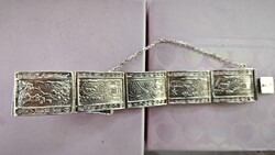 Vietnámi 75 éves ezüst karkötő különlegesség