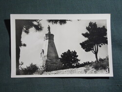 Képeslap,Pécs,Mecsek,Francia emlékmű látkép,részlet,1950-