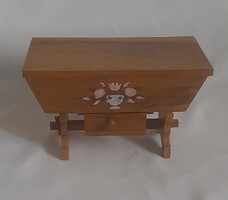 Svájci REUGE Zenedoboz - Festett ékszerdoboz