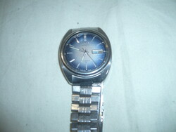 Seiko automata 17 köves acéltokos naptárdátumos karóra