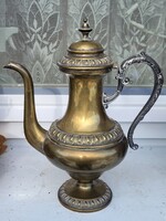 Antik réz vagy sárgaréz , kávéskanna vagy teás kanna