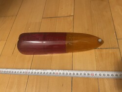 Trabant 601 hátsó lámpabúra egy darab ﻿korának megfelelő állapotban  Csak ami a képen van﻿  A posta