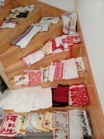 Eladó kb130db régi textilia