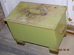 RÉGI RETRO FENYŐFA FEDELES TÁROLÓ LÁDA LÁDIKA