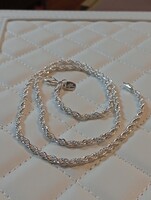 Gyönyörű csavart mintázatú 925 ös ezüst nyaklánc