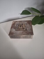 Tevan Margit ezüstözött díszdoboz