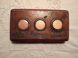 Cselédhívó, csengőgomb