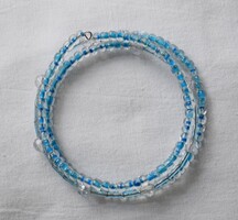 Karkötő , üveg gyöngyök , bizsu , 55 cm feltekeri magát karkötővé