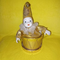 Felhúzós/zenélő Jester/Harlekin bohóc, porcelán figura. Zenedoboz.