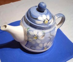 English Tea Pot in good condition 12 cm high and ready to be shipped