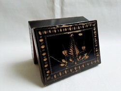 Kézzel készült fa doboz