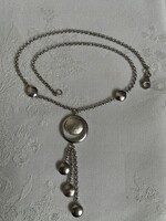 Különleges gyönyörű ezüst nyakék, a valóságban sokkal szebb.