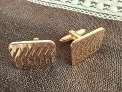 Rerto arany színű mandzsettagomb