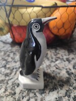Aquincumi pingvin porcelán figura
