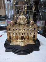 Régi olasz müanyag asztali lámpa