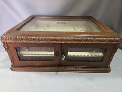 Antik faragott fa, intarziás, üveges 12 személyes ezüst evőeszköztartó doboz