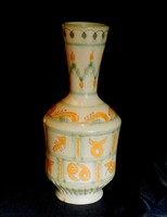 GORKA GÉZA KÉSZÍTETT ZODIÁKUS FESTÉSŰ VÁZA