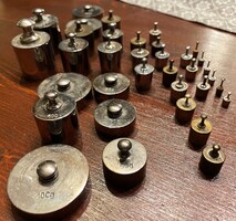 Régi patika labor mérleg súlyok pótlásra