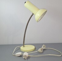 Gégecsőves retro asztali lámpa