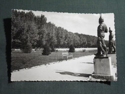 Képeslap,Balatonfüred,parti sétány,révész halász szobor látkép részlet,1960-