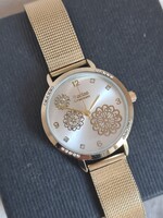 Atlas for women, elegáns mandala virágmintás kristálytköves arany színű fémszíjas női karóra