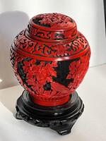 Fedeles cinóber váza