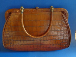 VINTAGE KROKODILBŐR HATÁSÚ NŐI TÁSKA