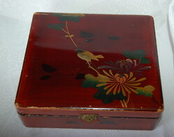 Ritka, madár és virágmotívummal díszített keleti lakkdoboz kulccsal, gyűjtői darab!