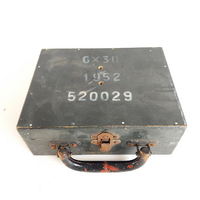 Régi katonai fa hordozó doboz, kis bőrönd, katonai felszerelés tok, 1952 Magyarország