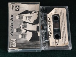 Psota Irén, Bencze Ilona, Hűvösvölgyi Ildikó által DEDIKÁLT Apácák MC (Színházi ritkaság!)