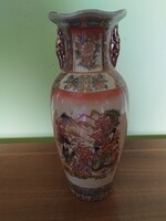 Kínai festett porcelán váza