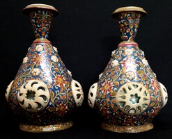 DT/516. 2 db. antik Fischer rozettás váza