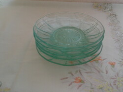 Zöld színű üveg süteményes tányér ( 5 db. )