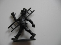 Retro szerencse hozó kéményseprő figura